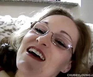 乌木，推和肛门珠上的屁股, 马拉性别的视频