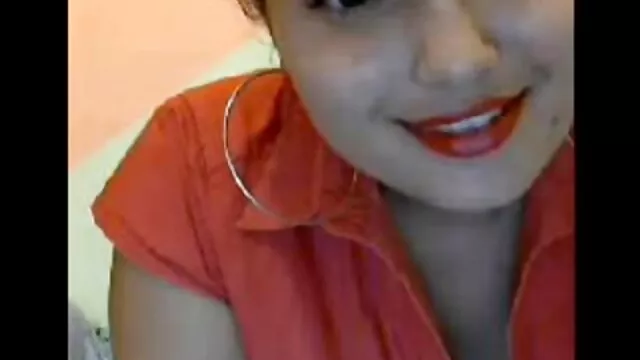 熟练地满足小鸡呻吟在自制的视频 李凯然