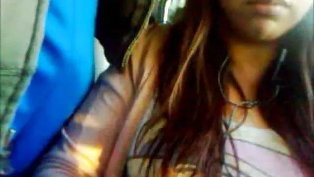 自慰之前，她败坏了她。 美丽的色情片