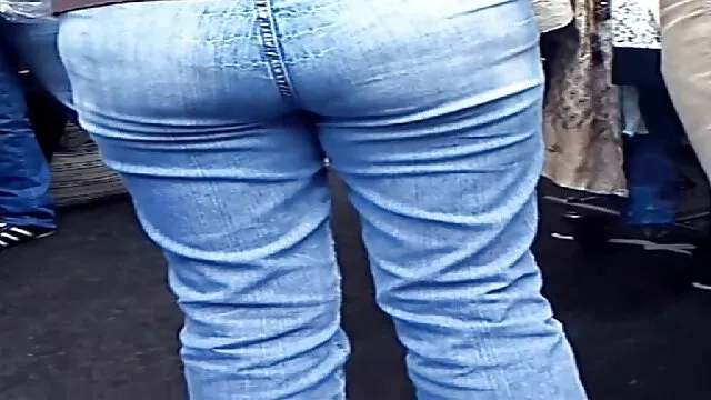 性感的衣服 家庭色情