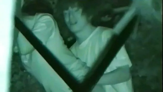 一个健身中心，灵活的，金发碧眼的，废话在每一个方式之前饼 铁杆性