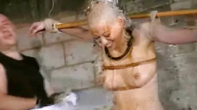 XXX视频青少年头 盖头色情