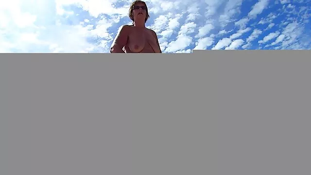 舞台试镜后。 在线性爱视频