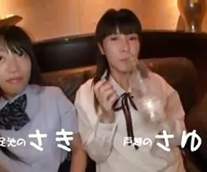 一个男人一个女人，然后自己在浴室。 艾玛*沃特森色情