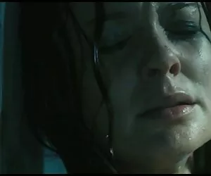 橙色茴香有趣的妹妹Roxy Rae拳头％26脚！ 视频皮尔诺