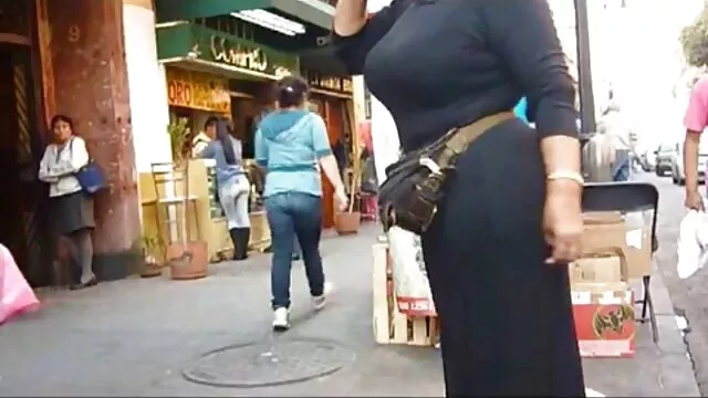 一个学生轮流他妈的学生。 老师色情